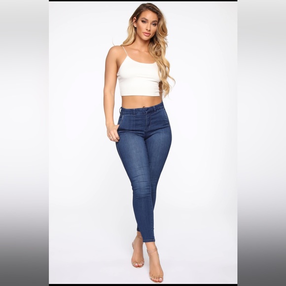 Fashion Nova Denim - Jeans
